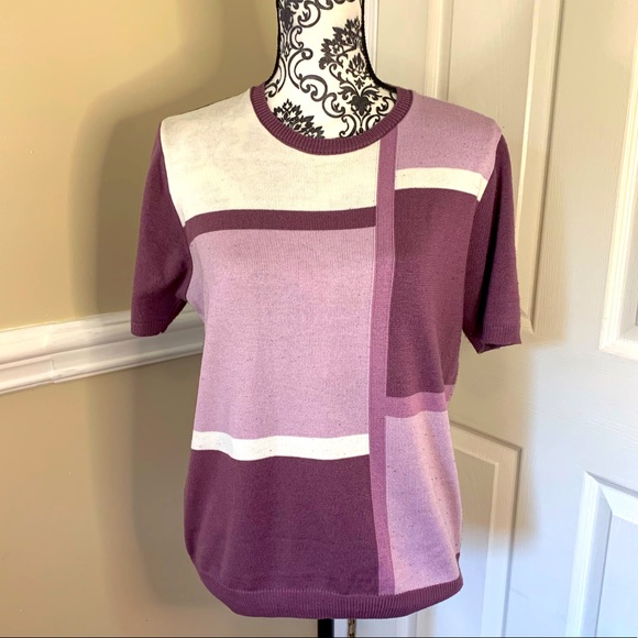 Alfred Dunner Sweaters - Alfred Dunner, purple geometric short sleeve sweater, size small